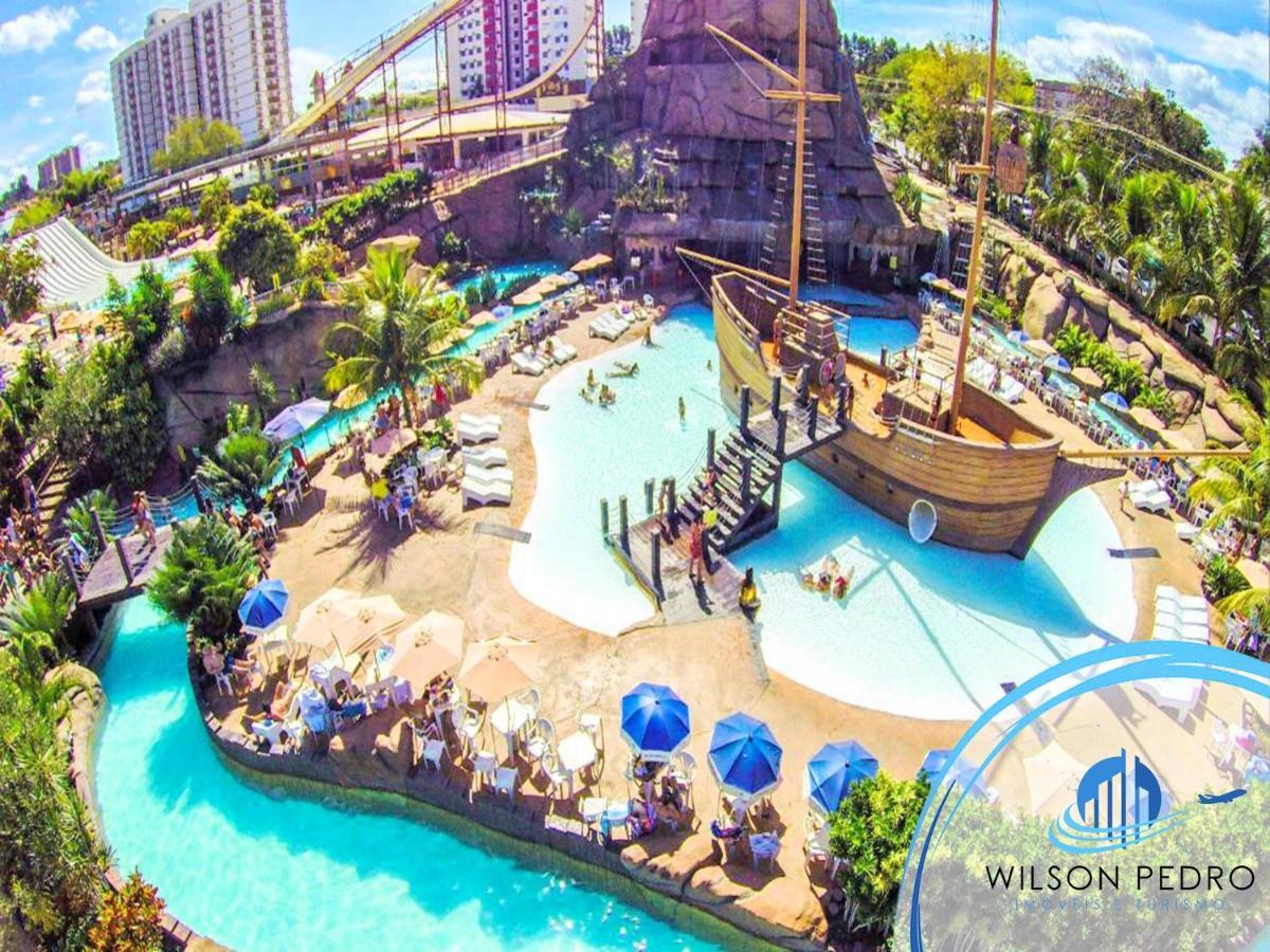 Piazza Diroma - Acqua Park E Splash Caldas Novas Exteriör bild